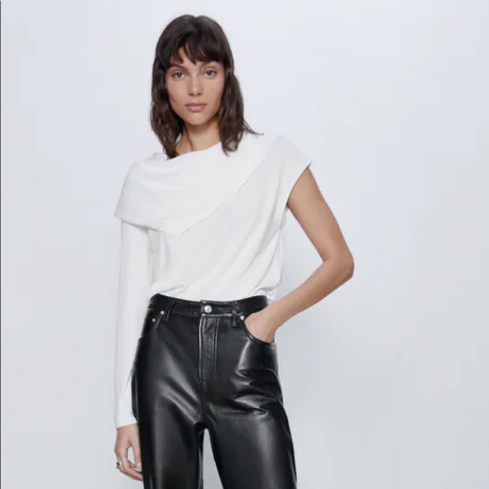 Zara asymmetrical top